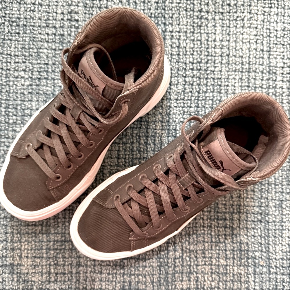 Puma Kaia Mid Platform Gray Sneaker With White Rubber Sole Women Sz 7 - Picture 2 of 11